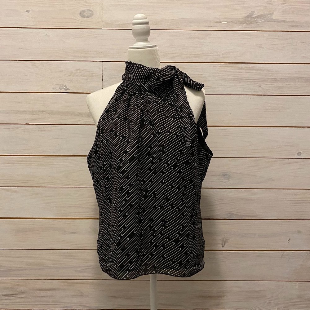 Chapter One Sleeveless Tie Neck Blouse